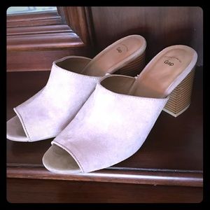 Gap Heels